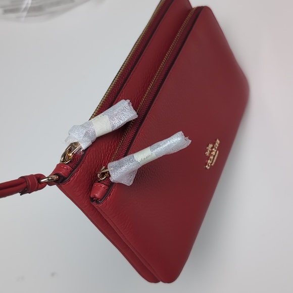 Coach C5610 Double Zip Leather Wallet Gold/Electric Red (Firm Price) - Picture 3 of 12